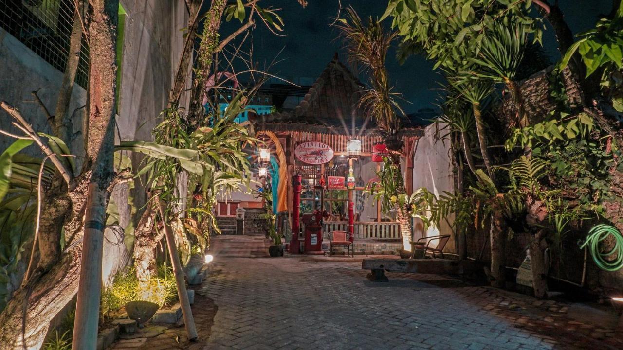 Budarno Homestay Kejayan Exteriör bild